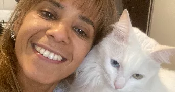 veronica pet sitter à PARIS 20 75020