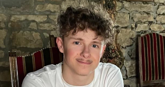 léandre pet sitter à HAUTS DE BIENNE 39400_0