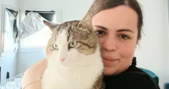 clara cat sitter à VALENCE 26000