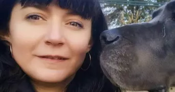 isabelle cat sitter à ST GENEST LERPT 42530