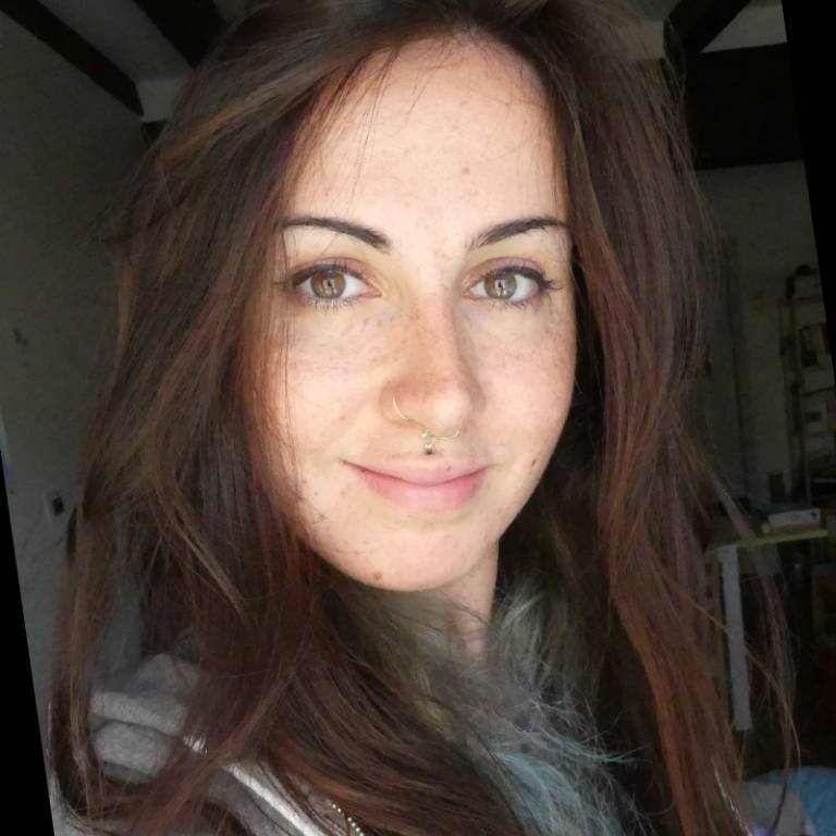 Mathilde cat sitter à Poitiers 86000