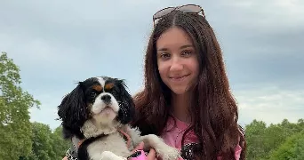 loïs pet sitter à ST CYR SUR LOIRE 37540