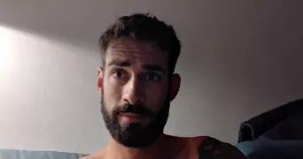 timothee pet sitter à VALENCE 26000