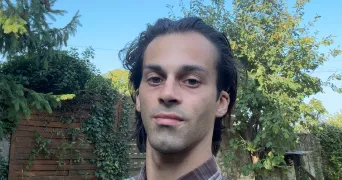 leo pet sitter à JUZIERS 78820