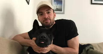 robin pet sitter à PARIS 20 75020