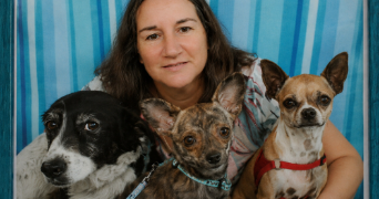 myriam pet sitter à ESBLY 77450_0