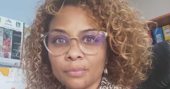 eva pet sitter à PETITE ILE 97429