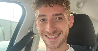 vincent dog sitter à LE MANS 72000