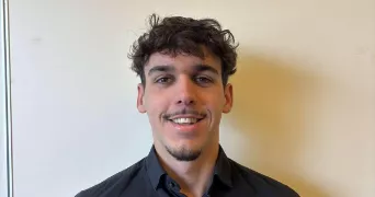 antoine pet sitter à QUINTIN 22800