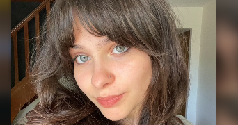 eva pet sitter à  77700