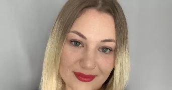 chloé pet sitter à DOMONT 95330