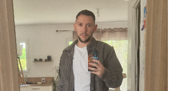 mathieu pet sitter à CAUDECOSTE 47220_0