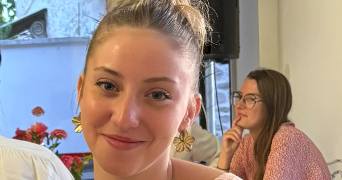 alyssia pet sitter à SIX FOURS LES PLAGES 83140_0