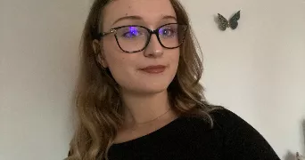 emma pet sitter à CORMONTREUIL 51350