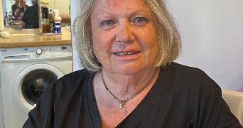 chantal pet sitter à ST LAURENT DU VAR 06700_2