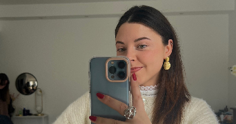 loïse pet sitter à LE CHAY 17600_0