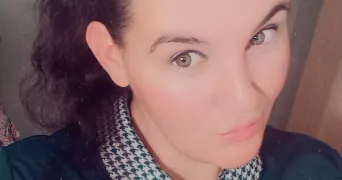 julie pet sitter à RHODON 41290