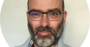 mathieu pet sitter à  35400