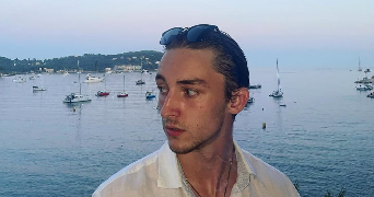 louis pet sitter à PARIS 08 75008_0