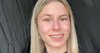 charlene pet sitter à  6140