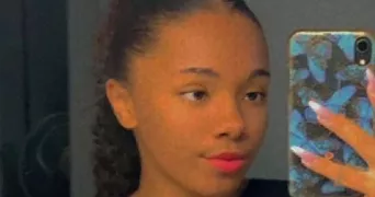 jade pet sitter à SURESNES 92150