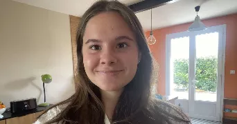 juliette pet sitter à ST ETIENNE DU ROUVRAY 76800