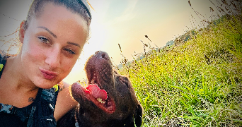 alexandra pet sitter à ROYE 80700_0