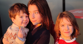 edith cat sitter à VILLE D AVRAY 92410