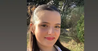 heidi pet sitter à NIMES 30000