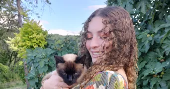 caroline pet sitter à MONTREM 24110