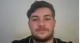 julien pet sitter à BEAUPREAU EN MAUGES 49110