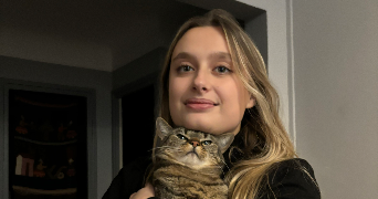 clémence  pet sitter à PARIS 08 75008_0