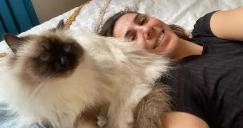 agathe pet sitter à EYGUIERES 13430