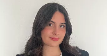julie pet sitter à Paris 75017