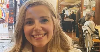 eloise pet sitter à NARBONNE 11100