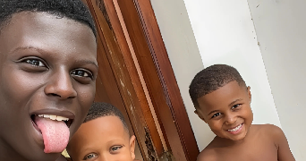 kaelan dog sitter à LES MUREAUX 78130_0