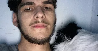 corentin pet sitter à CLERMONT L HERAULT 34800