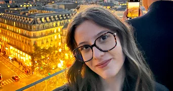 lise pet sitter à PARIS 16 75116