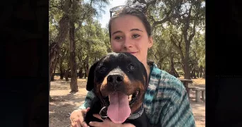 emma pet sitter à ST GENIS DES FONTAINES 66740