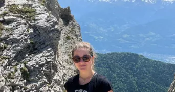 mahé pet sitter à PARIS 20 75020
