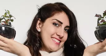 laura pet sitter à LES ESSARTS LE ROI 78690