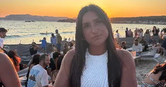 laura pet sitter à SORGUES 84700
