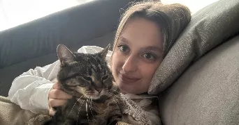 clémence pet sitter à PARIS 08 75008