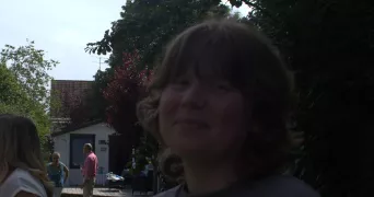 leo pet sitter à LE MESNIL ST DENIS 78320