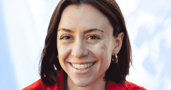 flavie pet sitter à  33100