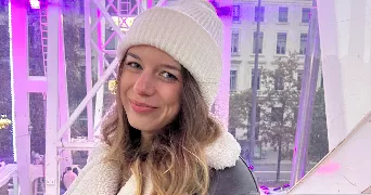 delphine pet sitter à LYON 01 69001