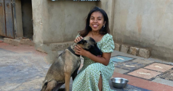 manitrin'ny aina mihaja pet sitter à CACHAN 94230_0
