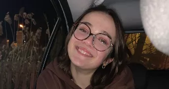 charlotte pet sitter à ST CHERON 91530