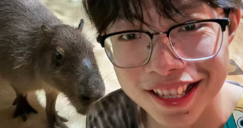 yang cat sitter à ST ETIENNE 42100_1