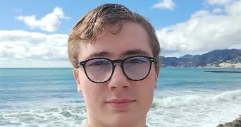 florian pet sitter à MANDELIEU LA NAPOULE 06210